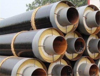 鋼套鋼蒸汽復合保溫管是由外護鋼管加鋼管防腐、保溫層及內工作鋼管組合而成。鋼套鋼蒸汽復合保溫管適用于輸送2.5MPa、350℃以下的蒸汽或其它介質，該產品用鋼管做外防護層，具有強度高，不易損壞，施工檢修