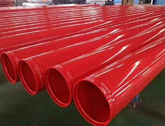 涂塑鋼管，又名涂塑管、鋼塑復(fù)合管、涂塑復(fù)合鋼管，是以鋼管為基體，通過(guò)噴、滾、浸、吸工藝在鋼管（底管）內(nèi)表面熔接一層塑料防腐層或在內(nèi)外表面熔接塑料防腐層的鋼塑復(fù)合鋼管。涂塑鋼管具有優(yōu)良的耐腐蝕性和比較小